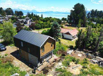 Casa · 140m² · 4 Ambientes · Casa de 4 Ambientes en Venta - Villa Verde Bariloche