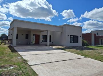 Casa · 165m² · 4 Ambientes · Casa en Venta Lote Interno Barrio Privado San Lucas San Vicente