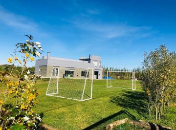 Casa de 6 ambientes, Río Gallegos · Venta Casa en Chacra Rio Gallegos
