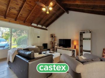Casa · 166m² · 4 Ambientes · 2 Cocheras · Casa en Venta en Mapuche C. C, Pilar.