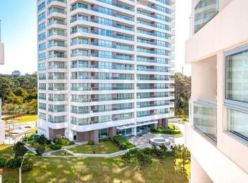 Departamento · 110m² · 3 Ambientes · 1 Cochera · Espectacular Departamento de 3 Ambientes a m de La Brava y Vista Al Mar.