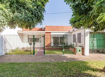 Casa · 92m² · 3 Ambientes · 1 Cochera · Casa de 3 Ambientes en San Miguel