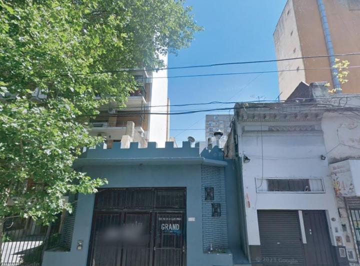 Terreno · 205m²