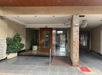Frente del consorcio · Alquiler Dpto. 3 Ambientes Calle Baradero 135 Piso 10 (Caba)