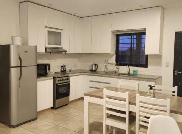 Casa · 80m² · 4 Ambientes · 1 Cochera · Casa en Venta 3 Dorm. en Cafayate Salta