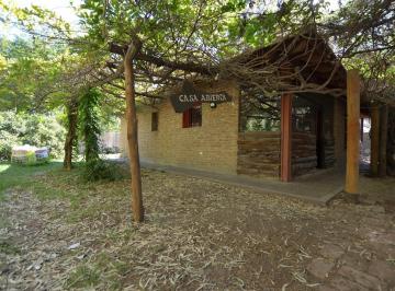 Casa · 229m² · 8 Ambientes · Casa en Barrio Valentina Norte Urbana a m del Aeropuerto de La Ciudad