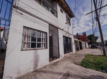 PH · 81m² · 4 Ambientes · 1 Cochera · PH en Munro