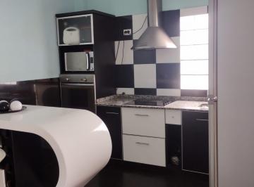 Casa · 71m² · 3 Ambientes · 2 Cocheras · Venta Casa 3 Ambientes Moreno