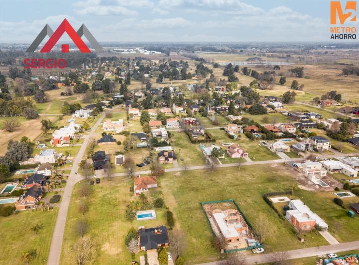Terreno · 1158m²