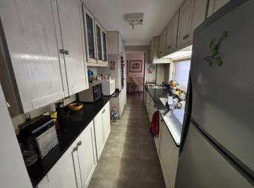 Departamento de 5 ambientes, Vicente López · Tapiales 1329 - Vicente Lopez.