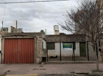 Foto · Venta de Casa con Galpon a Refaccionar en B Pueyrredon - en Una Sola Planta! Ideal Empresa o Inverso