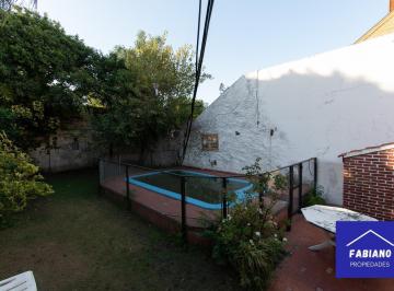 PB - Jardin / Pileta · Casa con Pileta, Quincho y Garage. Lo Que Necesitas Para Disfrutar Todos Los Dias!