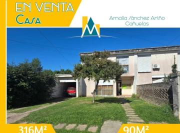 PH · 90m² · 4 Ambientes · 3 Cocheras · Casa a La Venta en Virrey del Pino Barrio Mercedes Benz
