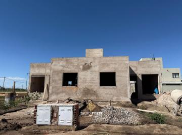 Casa · 75m² · 3 Ambientes · 1 Cochera · Duplex en Venta - Rincones de Manantiales