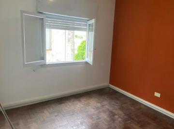 Departamento · 24m² · 2 Ambientes · 2 Ambientes en 3er Piso por Escalera