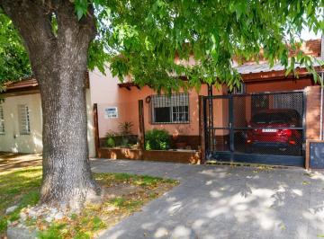 PH · 88m² · 3 Ambientes · 1 Cochera · Casa Americana Excelente Zona Residencial