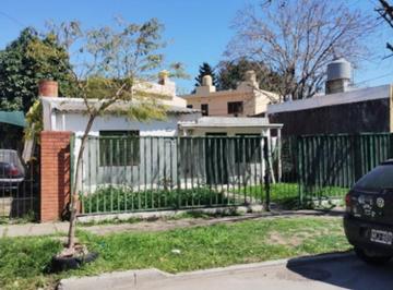 Terreno · 213m² · Terreno en Zona Residencial Ituzaingó. Ref 1423