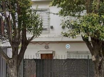 Casa · 100m² · 4 Ambientes · 2 Cocheras · Casa en Venta en Quilmes, G. B. a. Zona Sur, Argentina