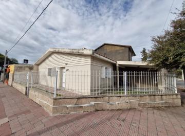 Casa · 149m² · 6 Ambientes · 2 Cocheras · Vendo Casa 3 Dorm. - B° Los Naranjos. Apto Bancor