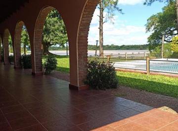 Casa · 300m² · 6 Ambientes · 4 Cocheras · Casa Sobre El Rio, un Verdadero Paraiso en Los Zapallos