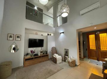 Casa · 132m² · 3 Ambientes · 2 Cocheras · Casa 3 Amb Bº Los Pioneros - Apto Credito