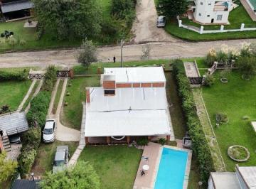 Casa de 8 ambientes, Villa Icho Cruz · Casa en Icho Cruz de 4 Dorm y Piscina.