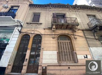 Casa · 385m² · 10 Ambientes · Casa de 6 Dorm. en Venta en El Centro de Rosario