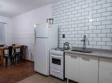 Casa · 33m² · 3 Ambientes · Casa Interna en Venta en Barrio Abasto Rosario