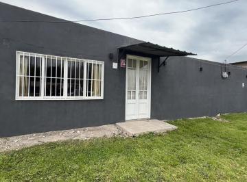 Local comercial · 600m² · 2 Ambientes · Local de 90 m² Cubiertos con 3 Baños Sobre Terreno de 600 m² a La Venta en m. Paz - Cañuelas