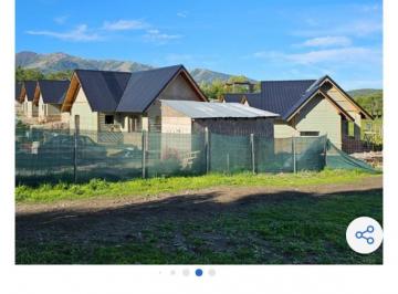 Casa de 3 ambientes, San Martín de los Andes · Cabaña Ubicada en Club de Campo Los Ñires, San Martin de Los Andes