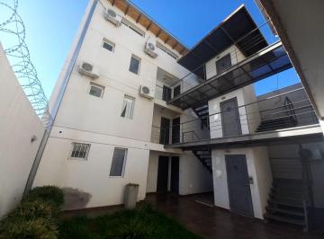 Departamento de 2 ambientes, Luján de Cuyo · Alquilo Amplio y Ubicadísimo Departamento en Centro de Luján $400.000