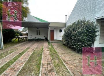Casa · 120m² · 4 Ambientes · 1 Cochera · Venta - Casa a Reformar en Barrio Los Rosales, Canning