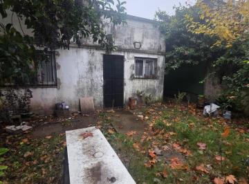 Terreno · 50m² · Lote 303 m² en Lanús Este