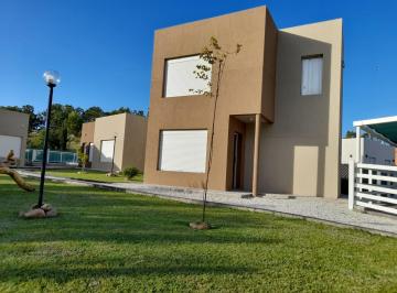 Quinta vacacional , Bahía Blanca · Complejo Habitacional en Venta en Pehuen Co