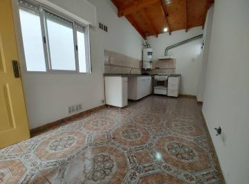 PH · 57m² · 3 Ambientes · PH Impecable de 2 Dorm. C/patio Lumin. S/expensas
