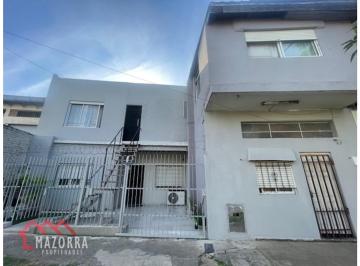 Casa · 200m² · Casa en Venta - Caseros