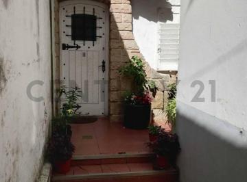 PH · 77m² · 3 Ambientes · PH en Venta Macrocentro