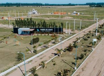Terreno · 361m² · Lotes Colindantes en Venta Parque del Xanaes - Rio Segundo