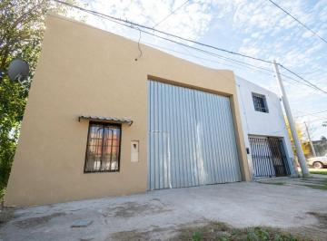 Bodega-Galpón · 147m² · Alquiler Galpón