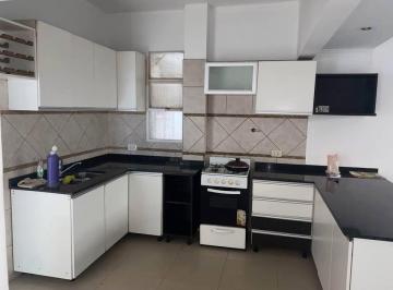 Departamento de 5 ambientes, Ciudad de Mendoza · Se Vende: Duplex Ubicado en Calle Rondeau, Ciudad de Mendoza.