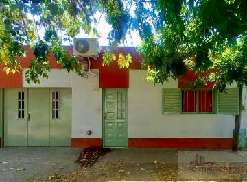 PH · 53m² · 3 Ambientes · 1 Cochera · PH en Venta 74 y 9