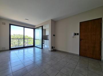 Departamento · 68m² · 3 Ambientes · Gran Semipiso Amplio, 2 Balcones, 2 Baños 2 Dorm con Placard