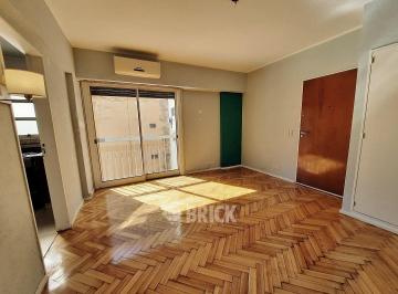 Departamento · 24m² · 1 Ambiente · Alberti Al 100 - T/a Nuevo Vista Abierta T/sol Apto Profesional
