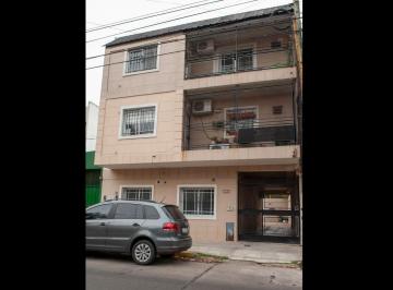 Departamento de 2 ambientes, Morón · Departamento de 2 Amb. en Planta Baja con Cochera