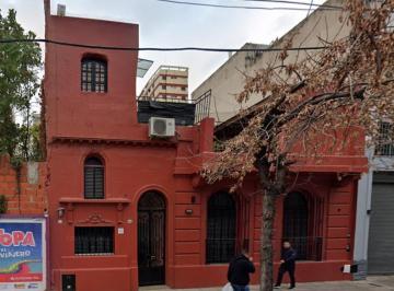 Casa de 8 ambientes, La Paternal · Venta! Casa de 8 Ambientes con Terraza. Lista Para Habitar (Paternal)