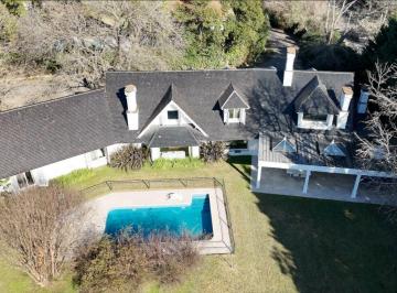 Casa de 6 ambientes, Pilar · Casa en Venta en Tortugas Country Club – Dependencia, Parrilla, Piscina y Jardín