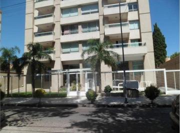 Departamento · 51m² · 2 Ambientes · Alquiler Depto 2 Amb de Categoria. San Martin Centro.