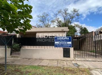 Casa de 4 ambientes, Hurlingham · Casa 4 Ambientes con Cochera