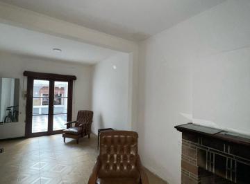 Casa · 216m² · 7 Ambientes · 1 Cochera · Falucho y Las Heras