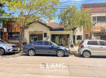 Terreno · 135m² · Local con Departamento en PH a La Venta en Calle Comercial Olavarria